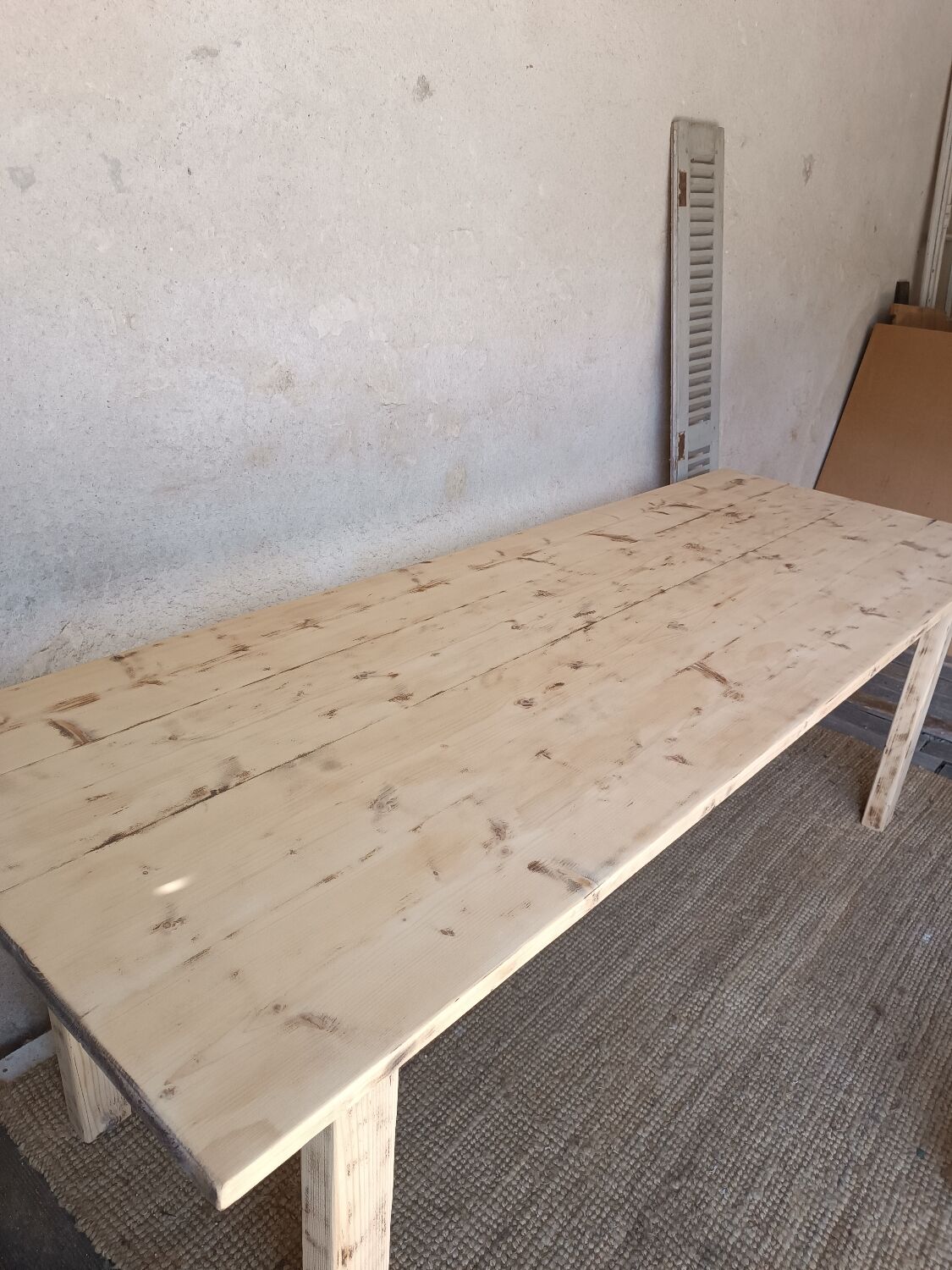 Farmhouse table