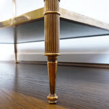 Table d’appoint en bronze et laiton