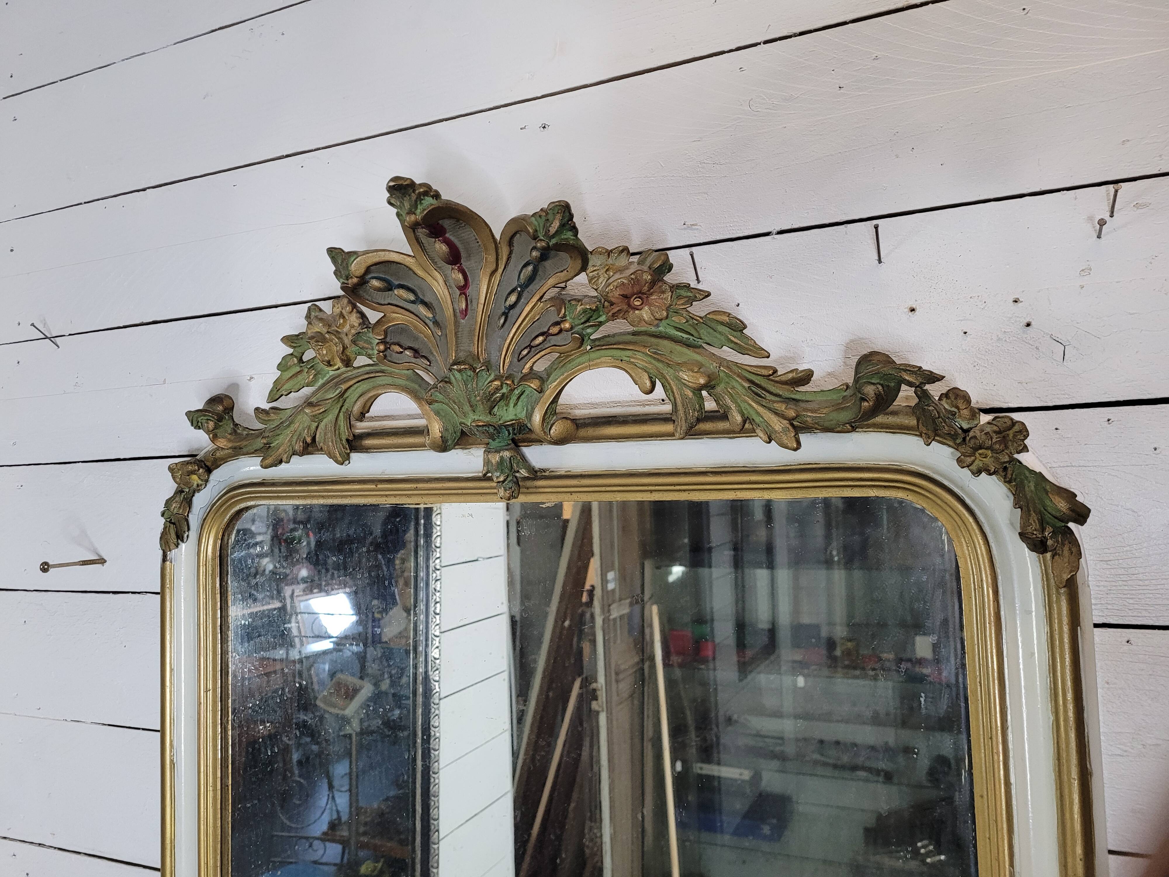 Old Louis XV style mirror with gold and white patina, 145×82cms