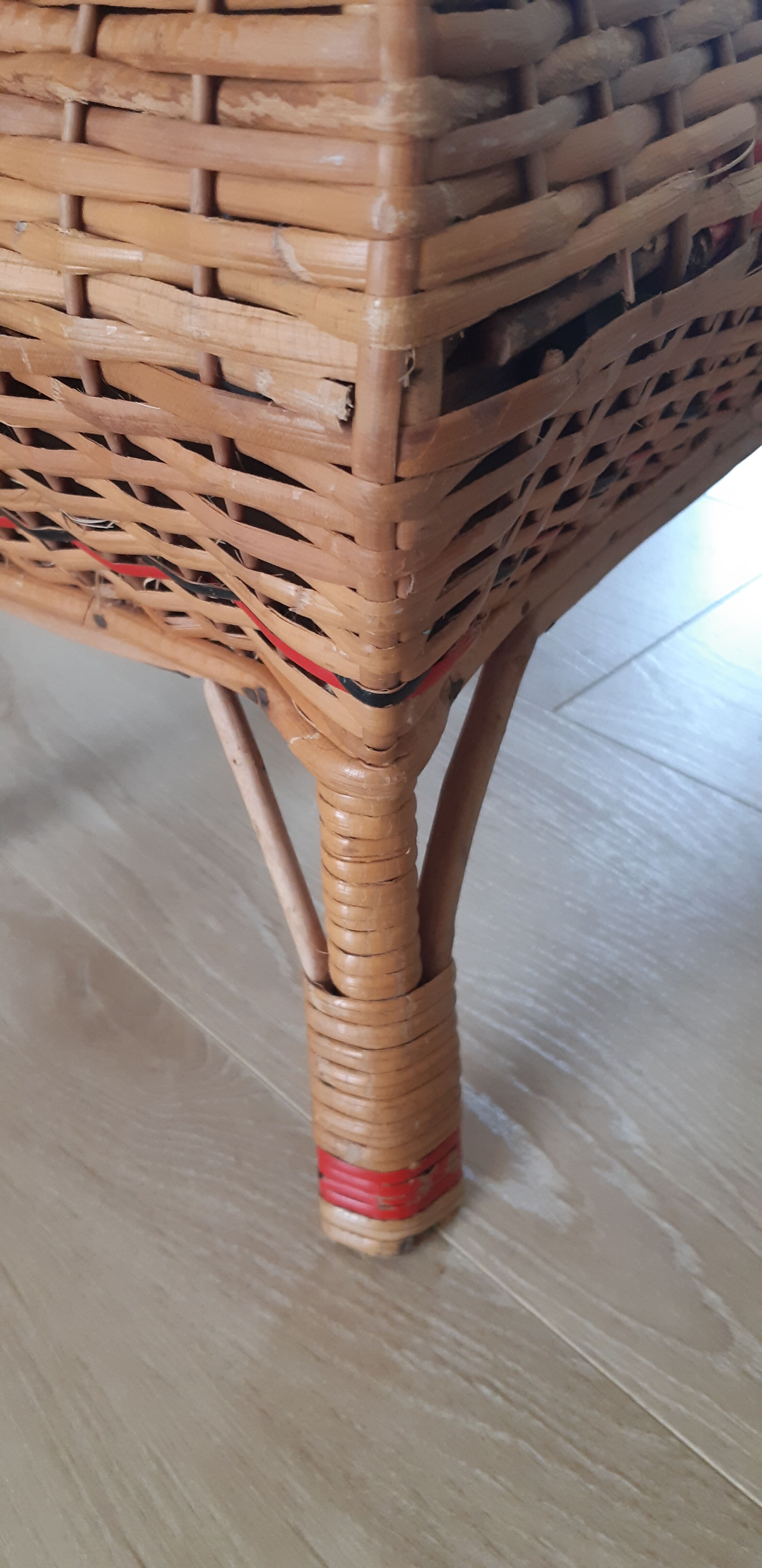 Wood and rattan worker