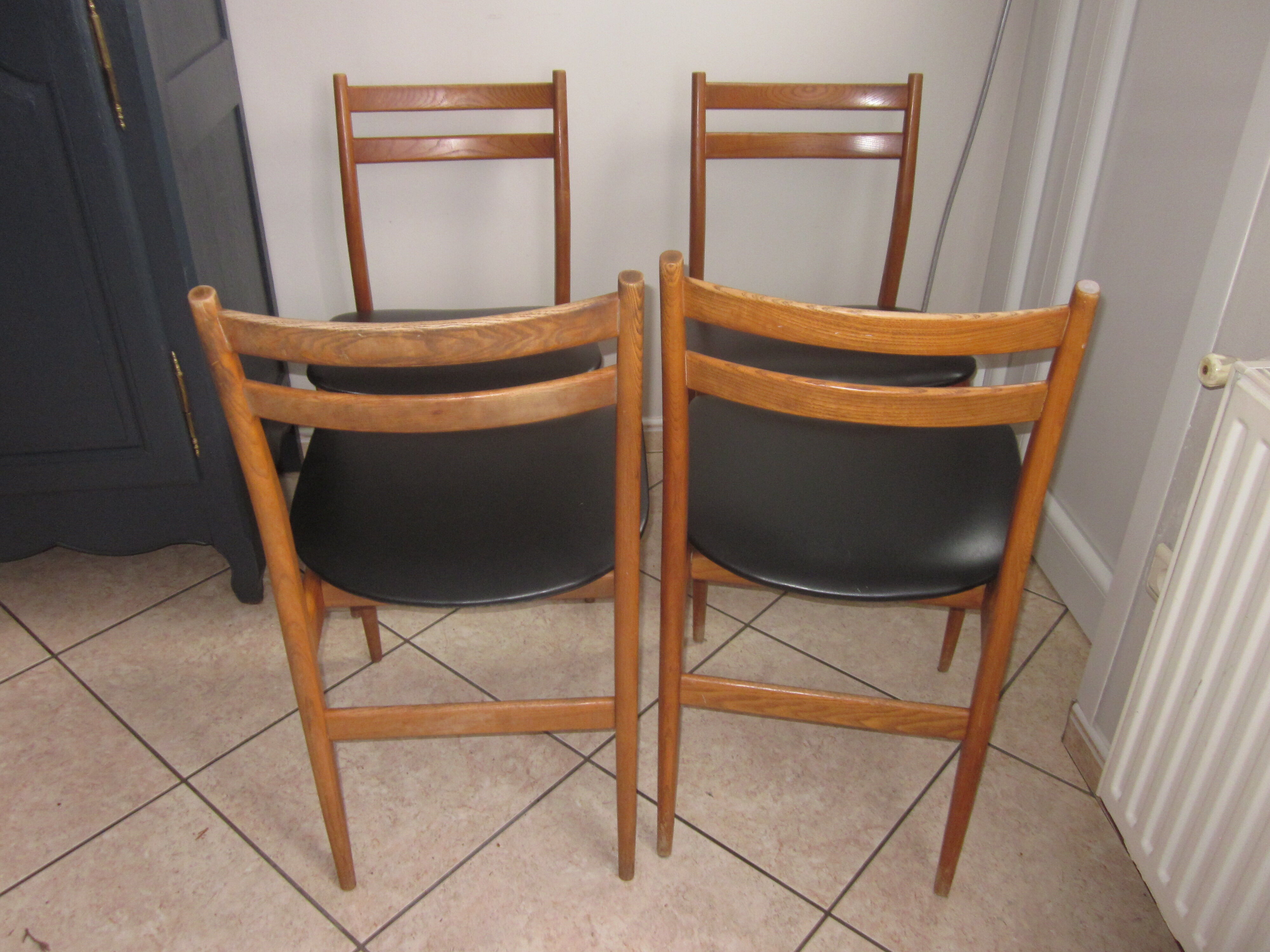 4 Scandinavian chairs teak and skai 1960