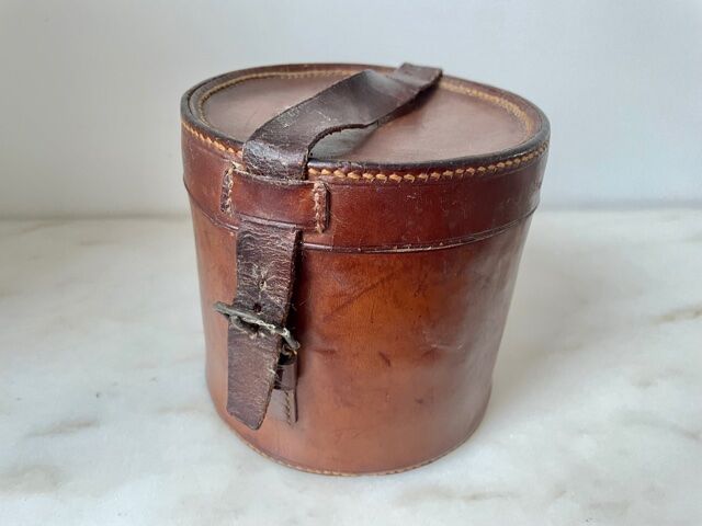 Leather collar box, circa 1900.