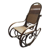 Fauteuil à bascule type Thonet