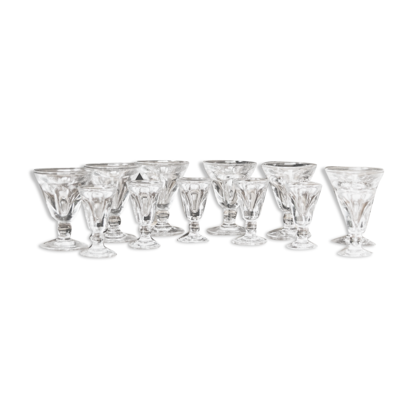 12 "boss glasses" or "scoundrels" in blown glass late 19th century, early 10th century