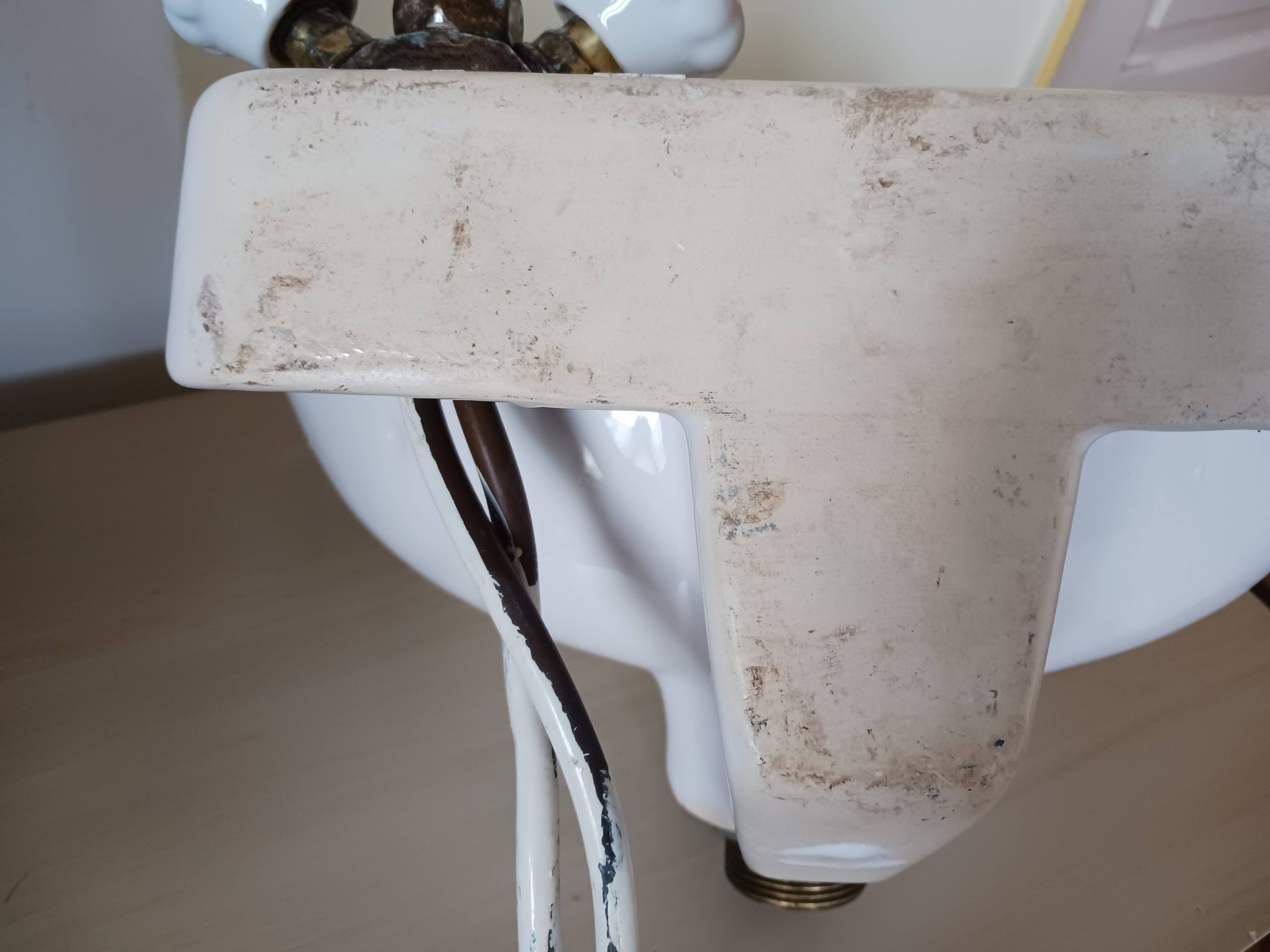 Antique French porcelain washbasin