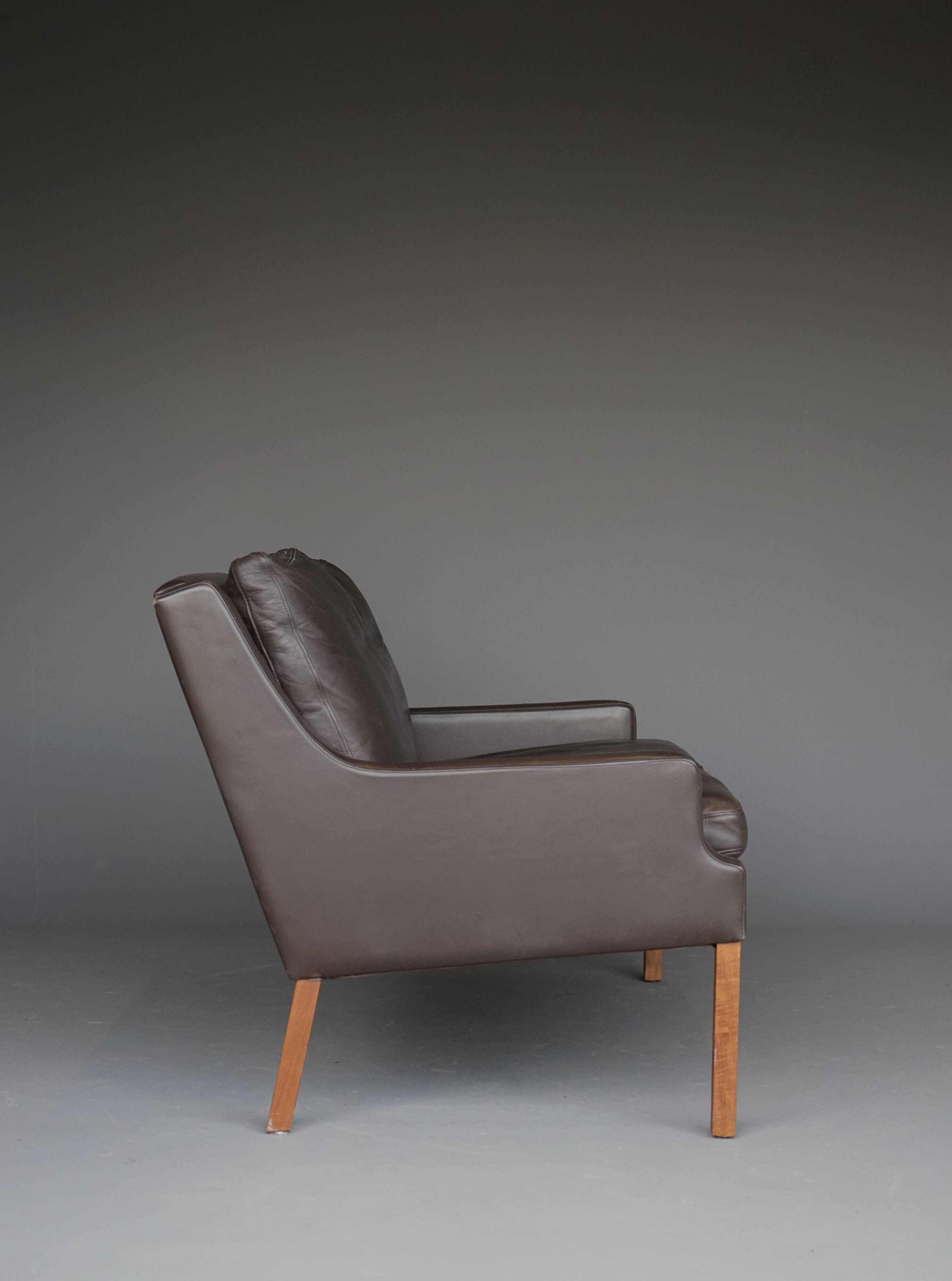 Canapé en cuir deux places danois par Georg Thams, Danemark, années 1960.