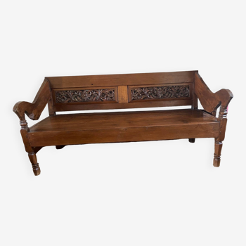 Indonesian low-side bench
