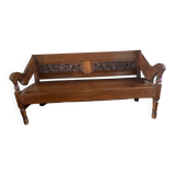 Indonesian low-sided bench