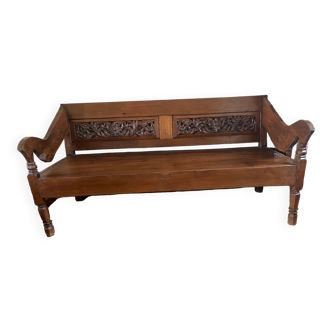 Indonesian low-sided bench