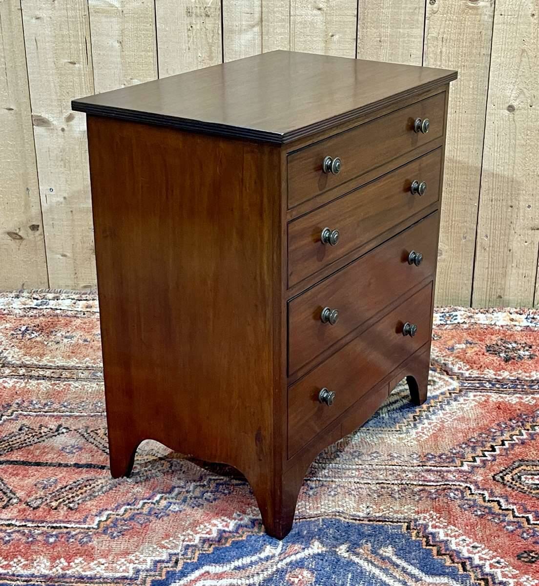 1930s English mahogany chest of drawers