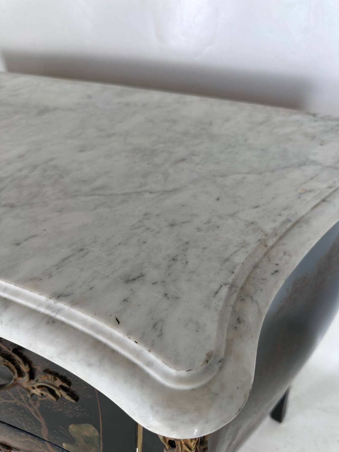 Chinese lacquered style commode