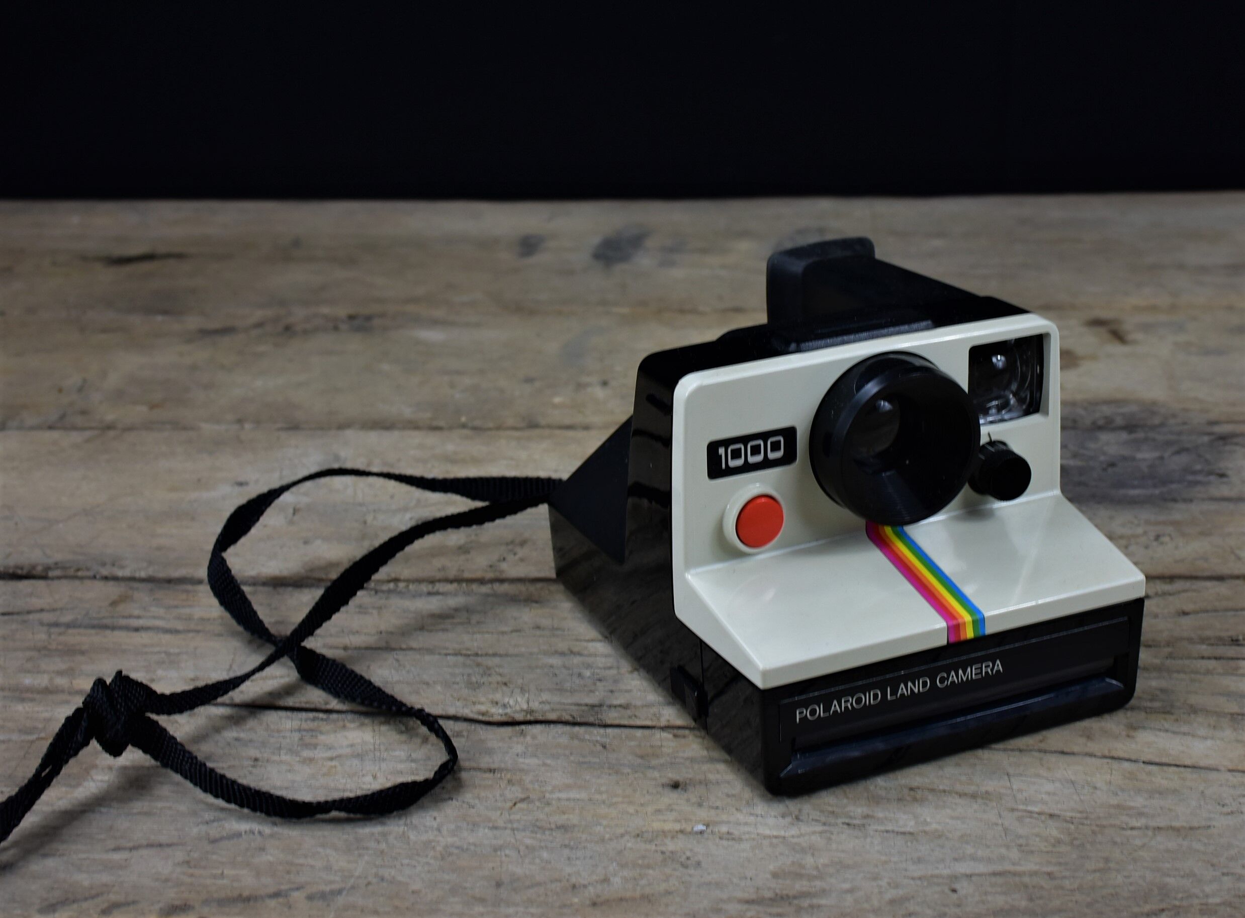 Polaroid 1000 camera