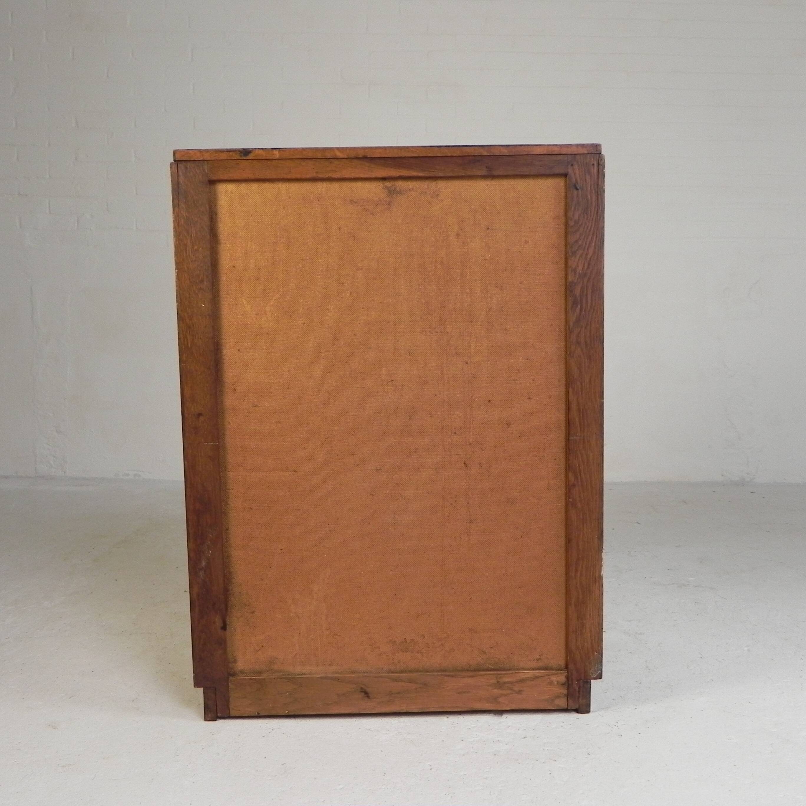Petit meuble vitrine avec 2 portes, années 1930