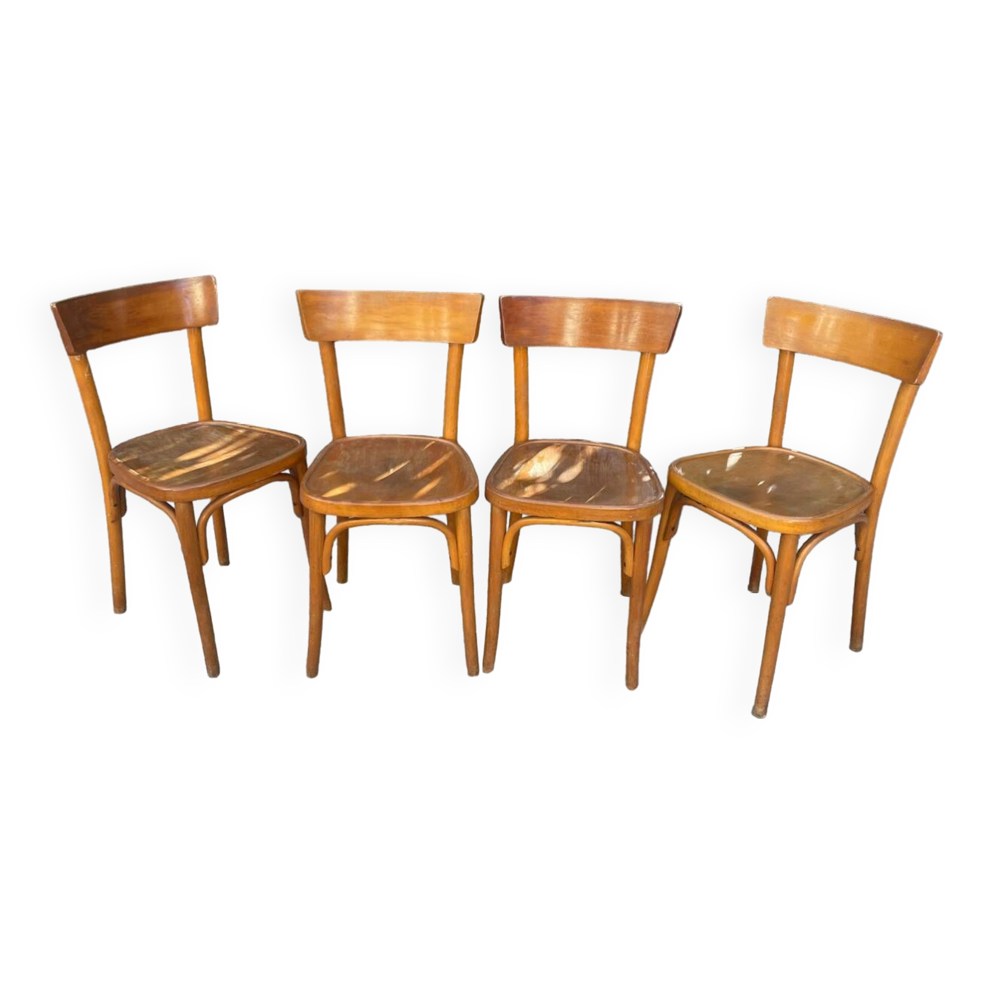 Lot de quatre chaises bistrot