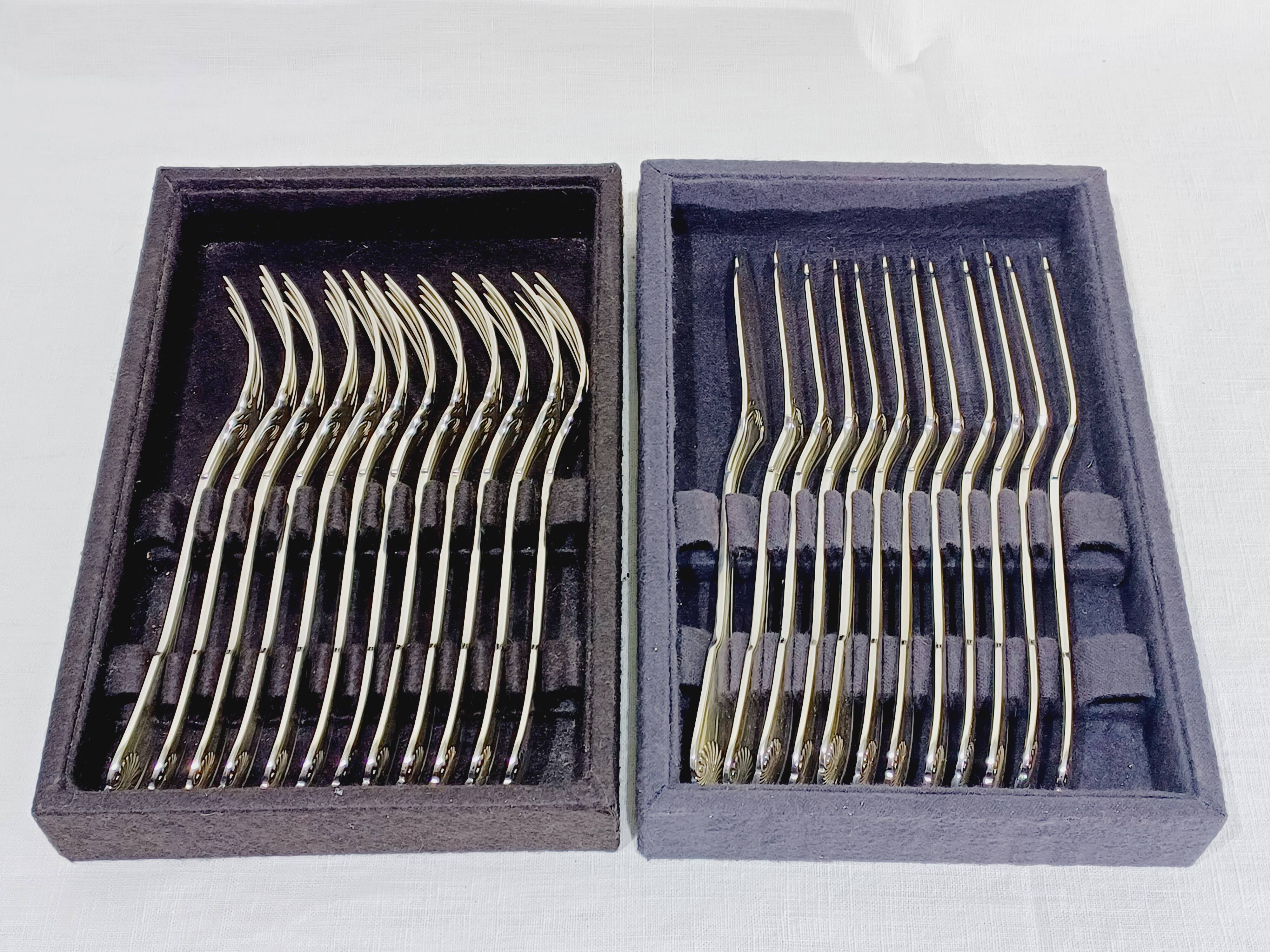 Christofle – 12-piece solid silver fish cutlery set, Vendôme model