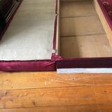 Bed storage bench