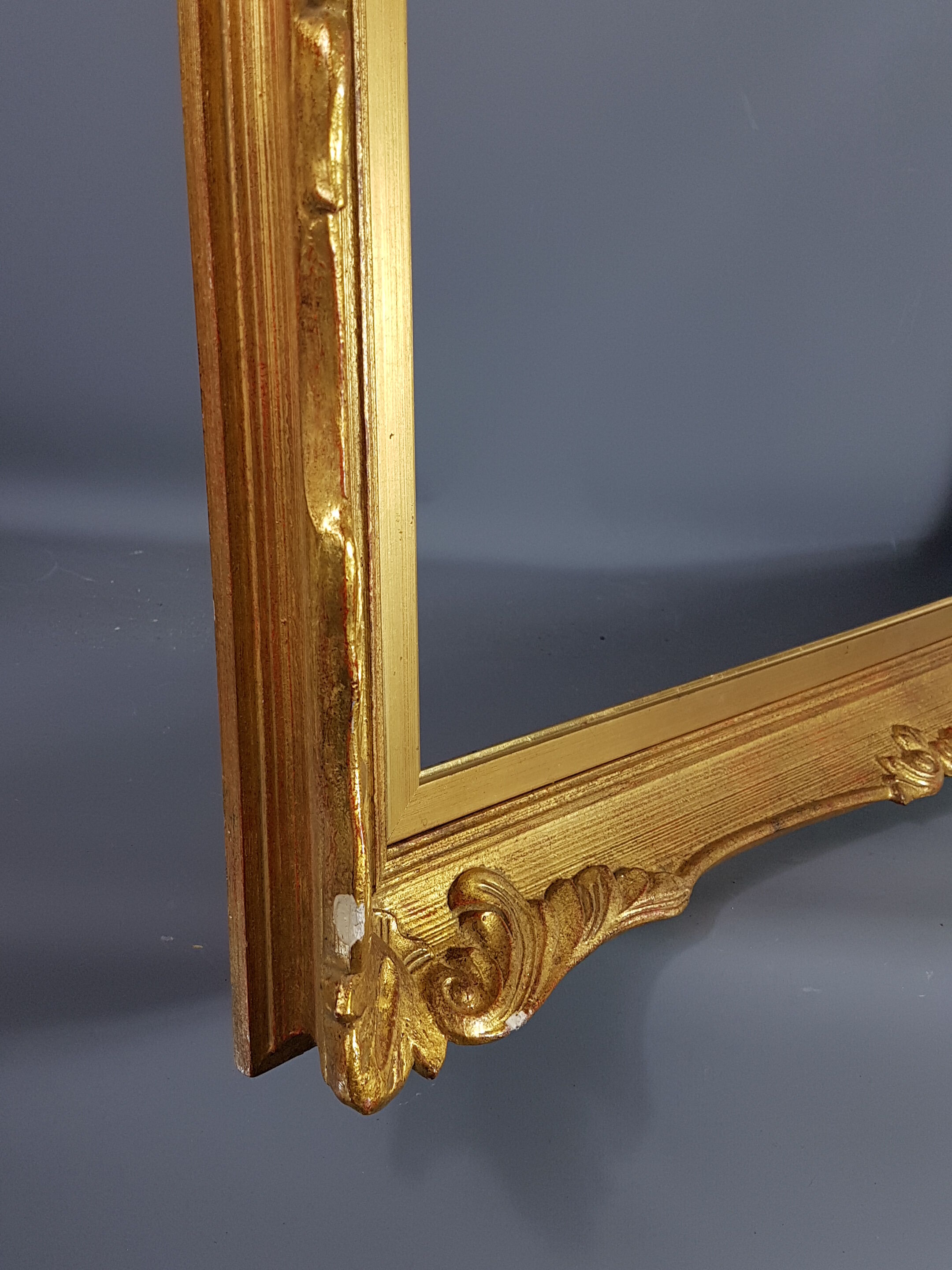 Former Original gold leaf gilding key frame, Style Louis XV 76x61 leafing 61x46.4 cm SB116
