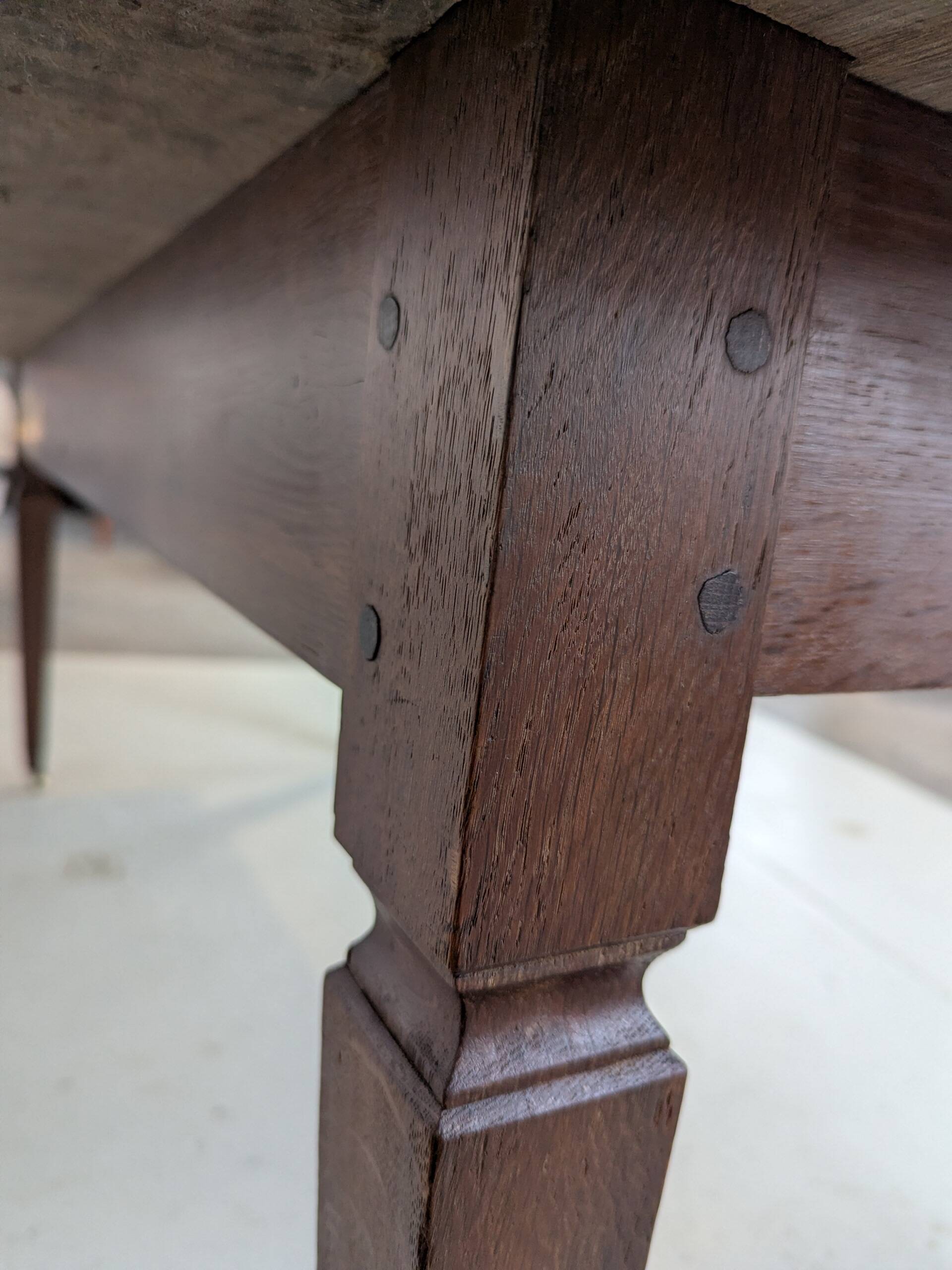 Campaign table in solid oak, Directoire style.