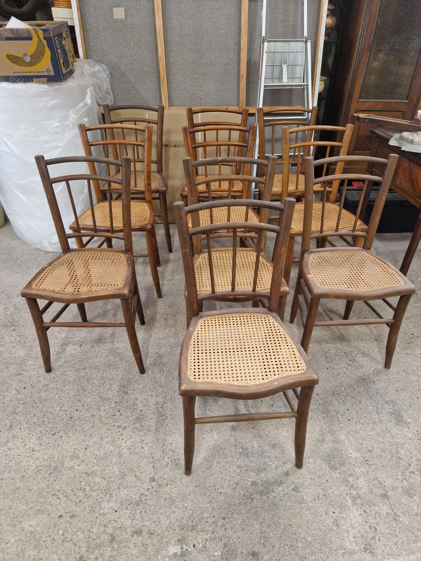 Chaises de bistrot