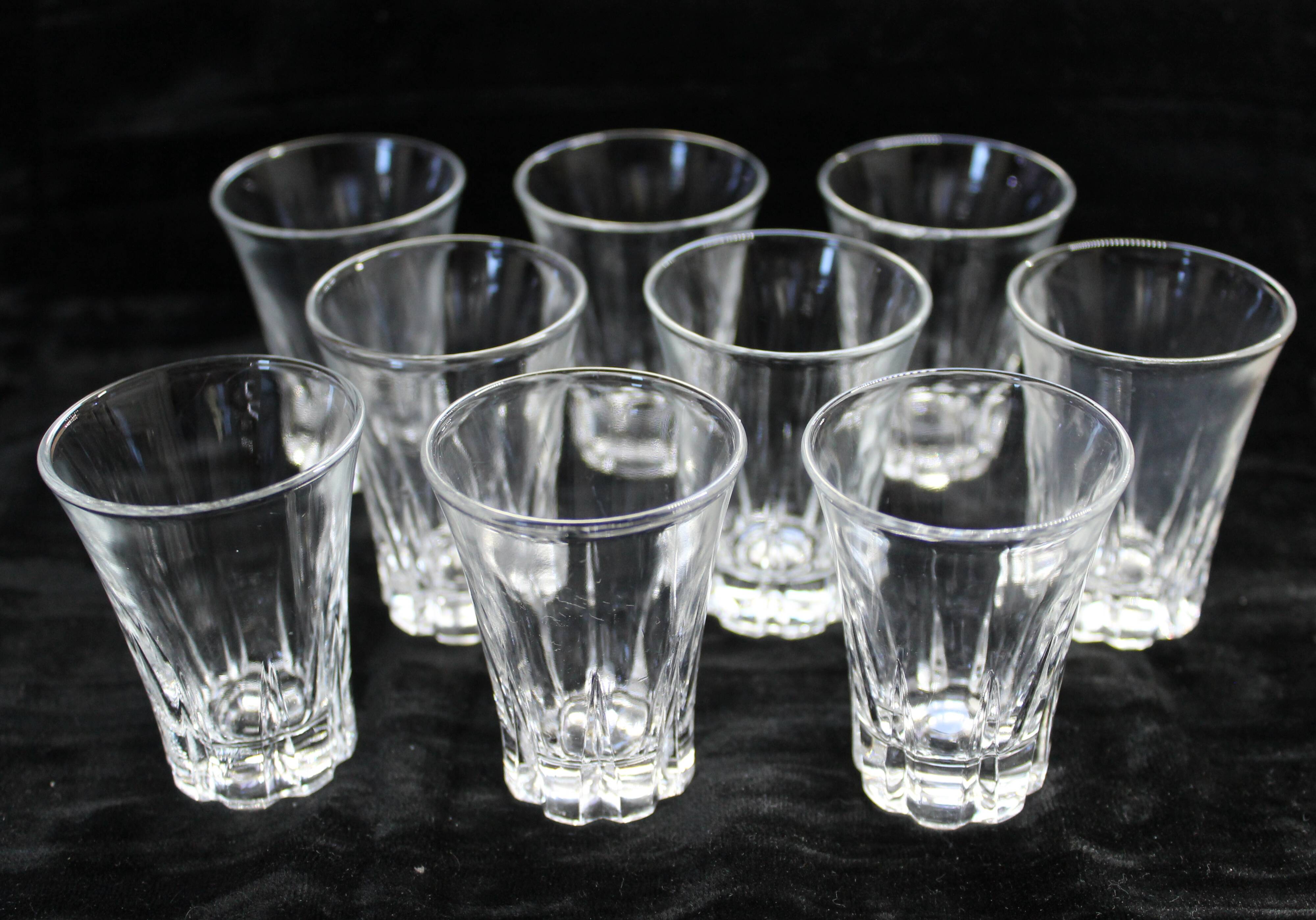 Set of 9 Liqueur or Shot Glasses - Art Deco 1940 certified