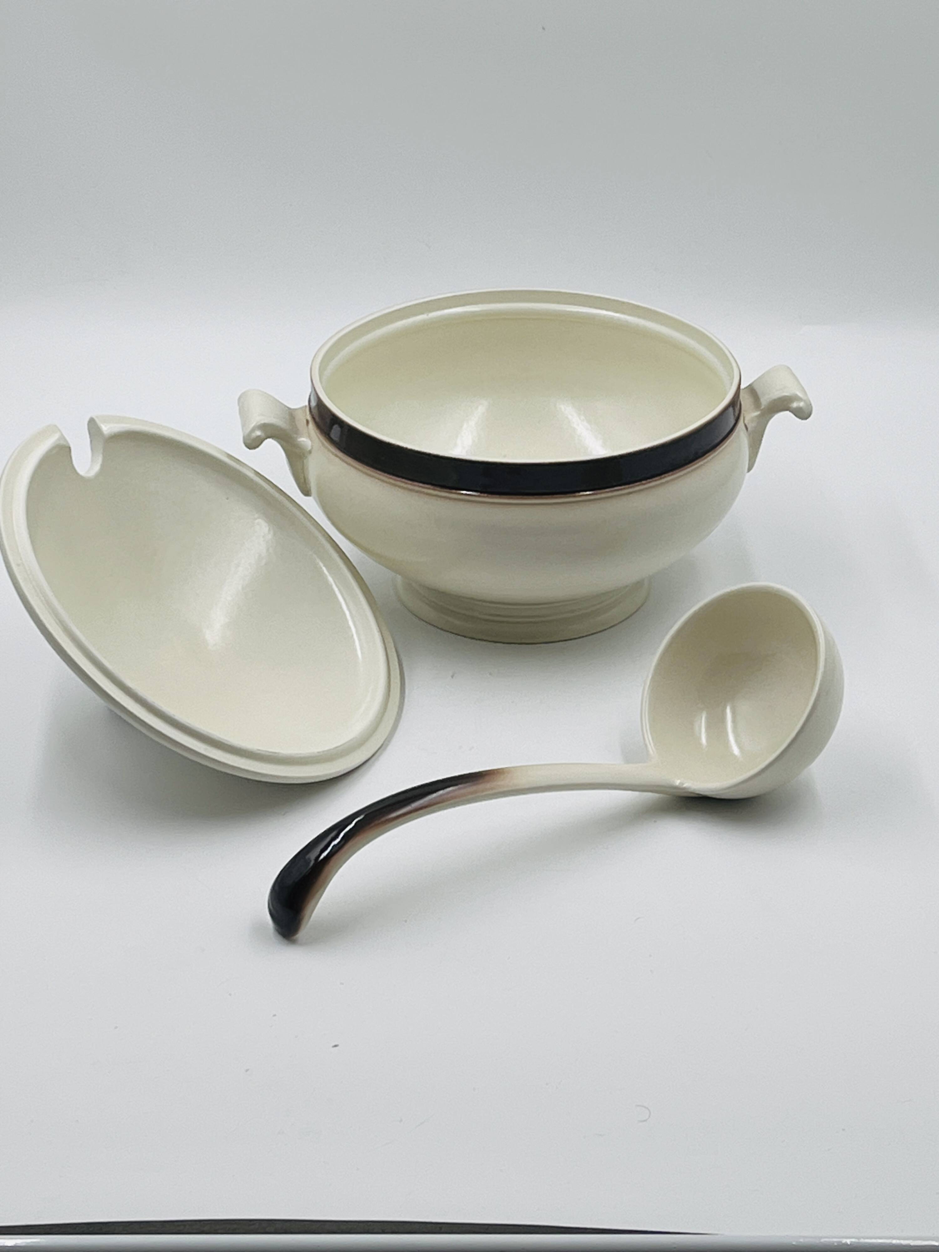 Sierra soup tureen Boch La Louvière with ladle