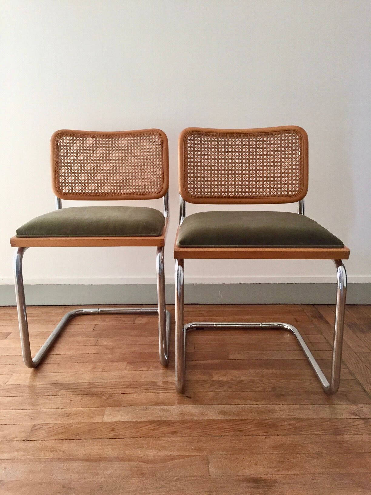 Pair of chairs Cesca, Italian Edition 70 years