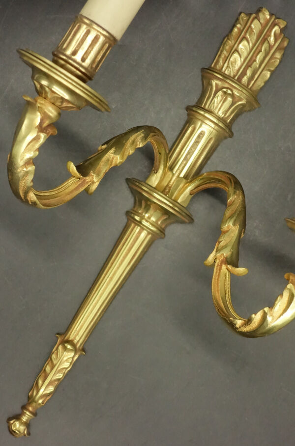 Paire d'appliques au carquois style Louis XVI - épi Paris