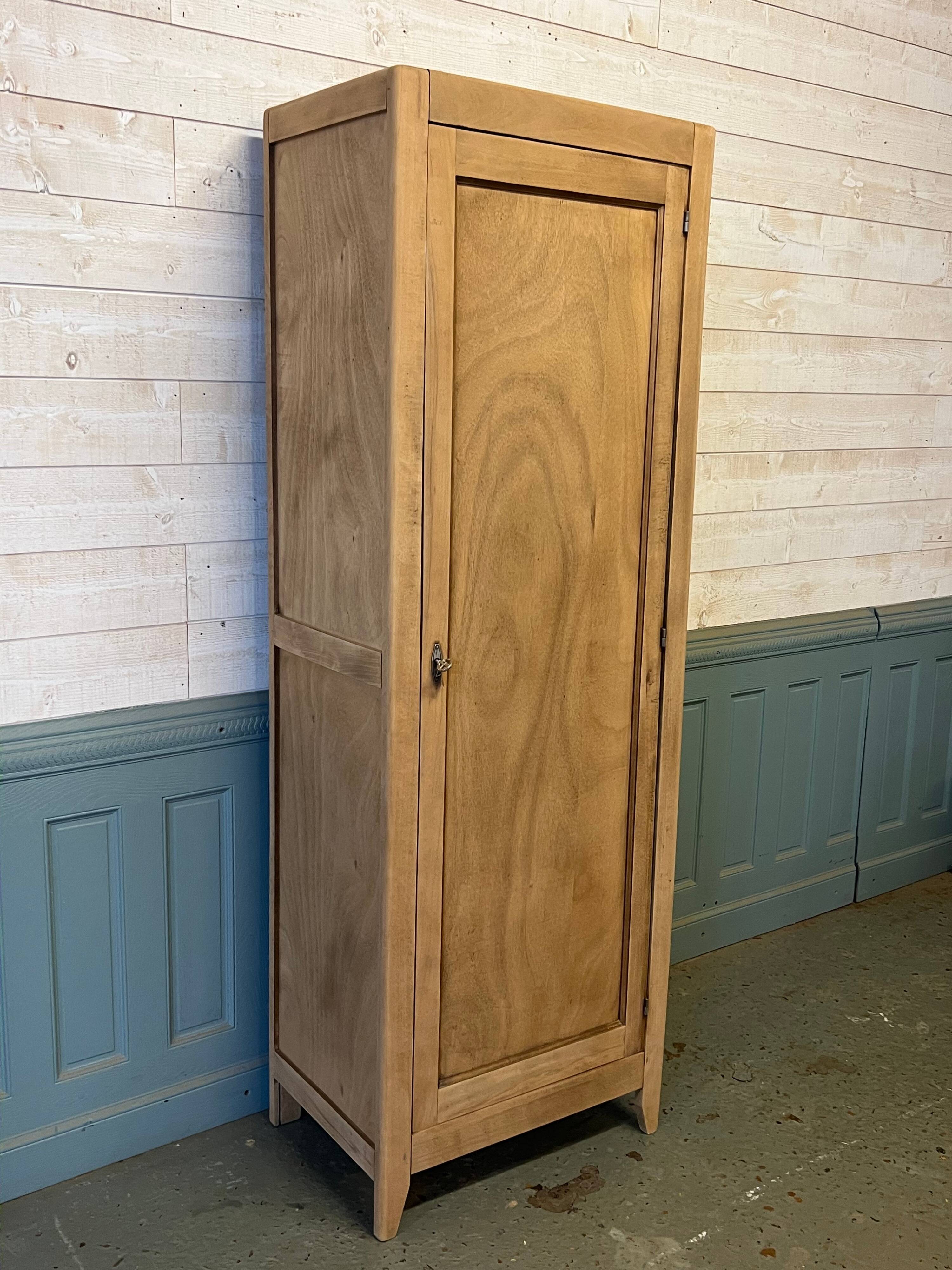 Dormitory wardrobe