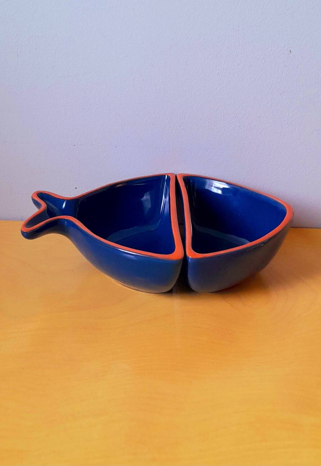 Majolica fish aperitif bowl