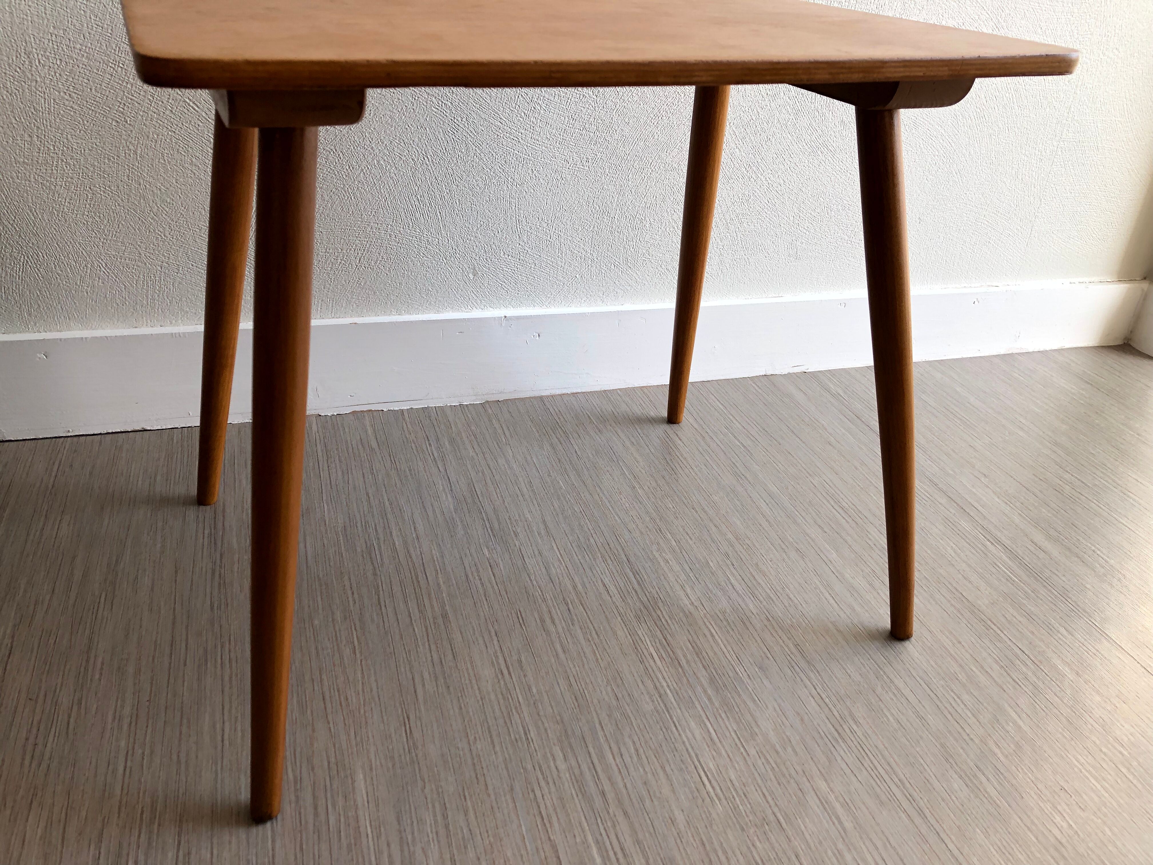 Table basse vintage pieds compas