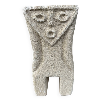 Anthropomorphic stone table lamp brutalised by Albert Tormos.