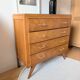 Commode vintage en bois et pieds compas