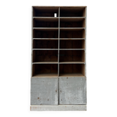 Patinated workshop furniture with compartments (renovated)