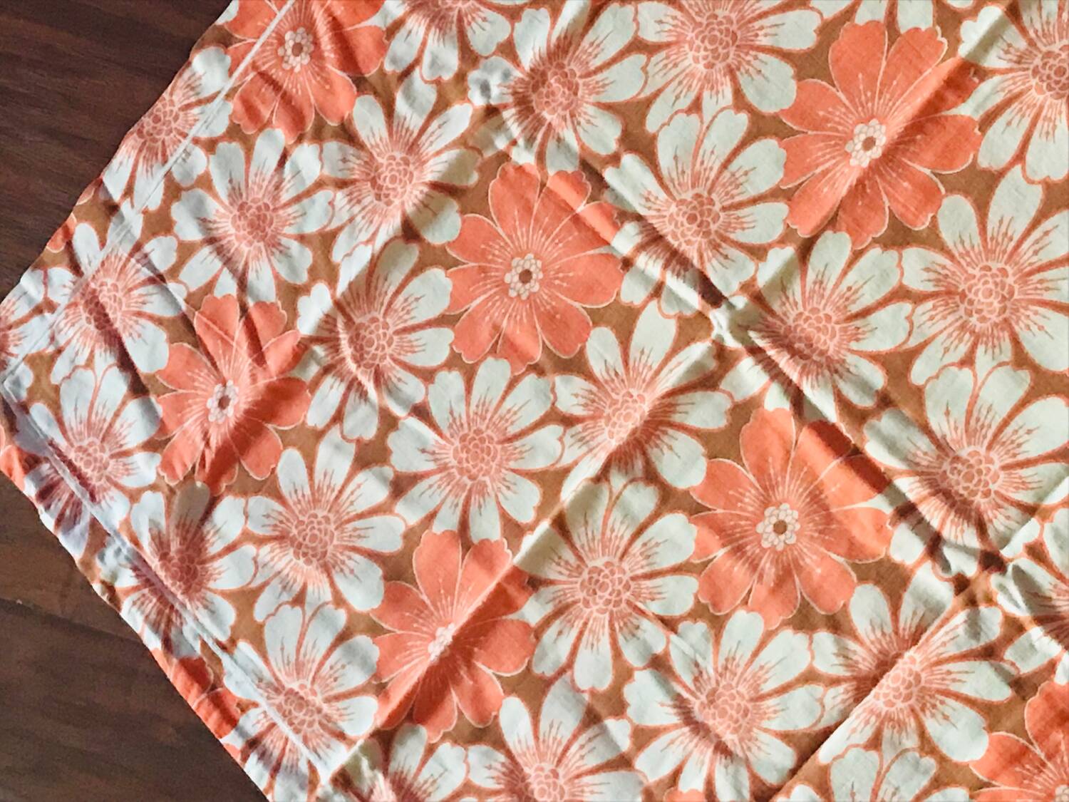 Seventies floral pillowcases