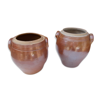 Sandstone pot duo