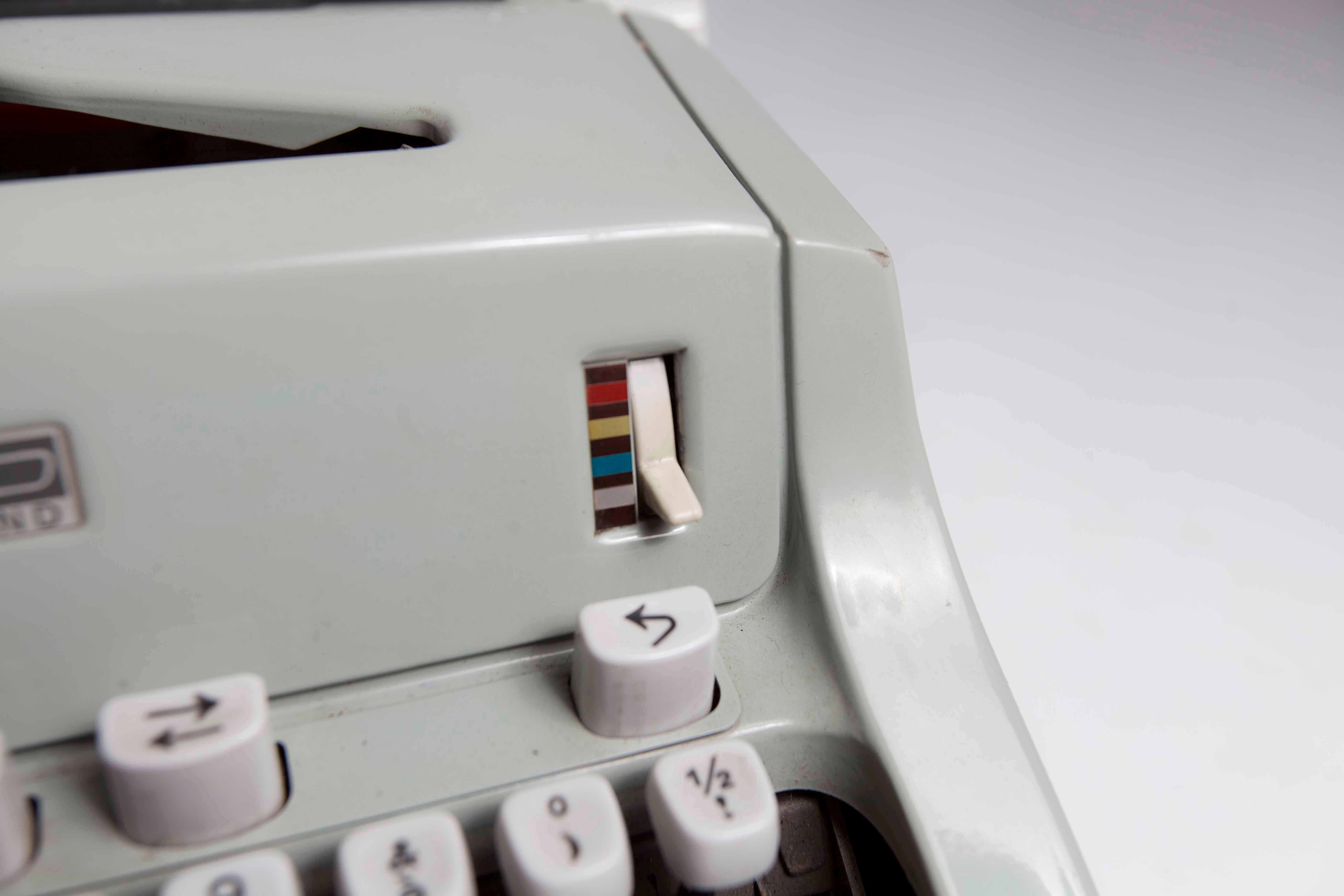 Hermes 3000 typewriter cleaned and tested