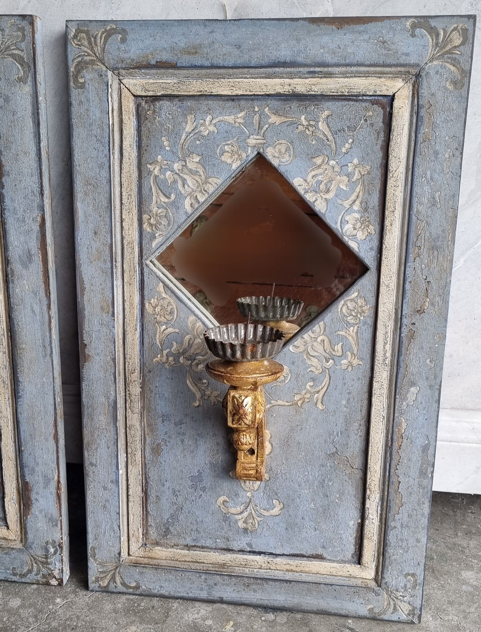 Pair of mirror, wall lamp