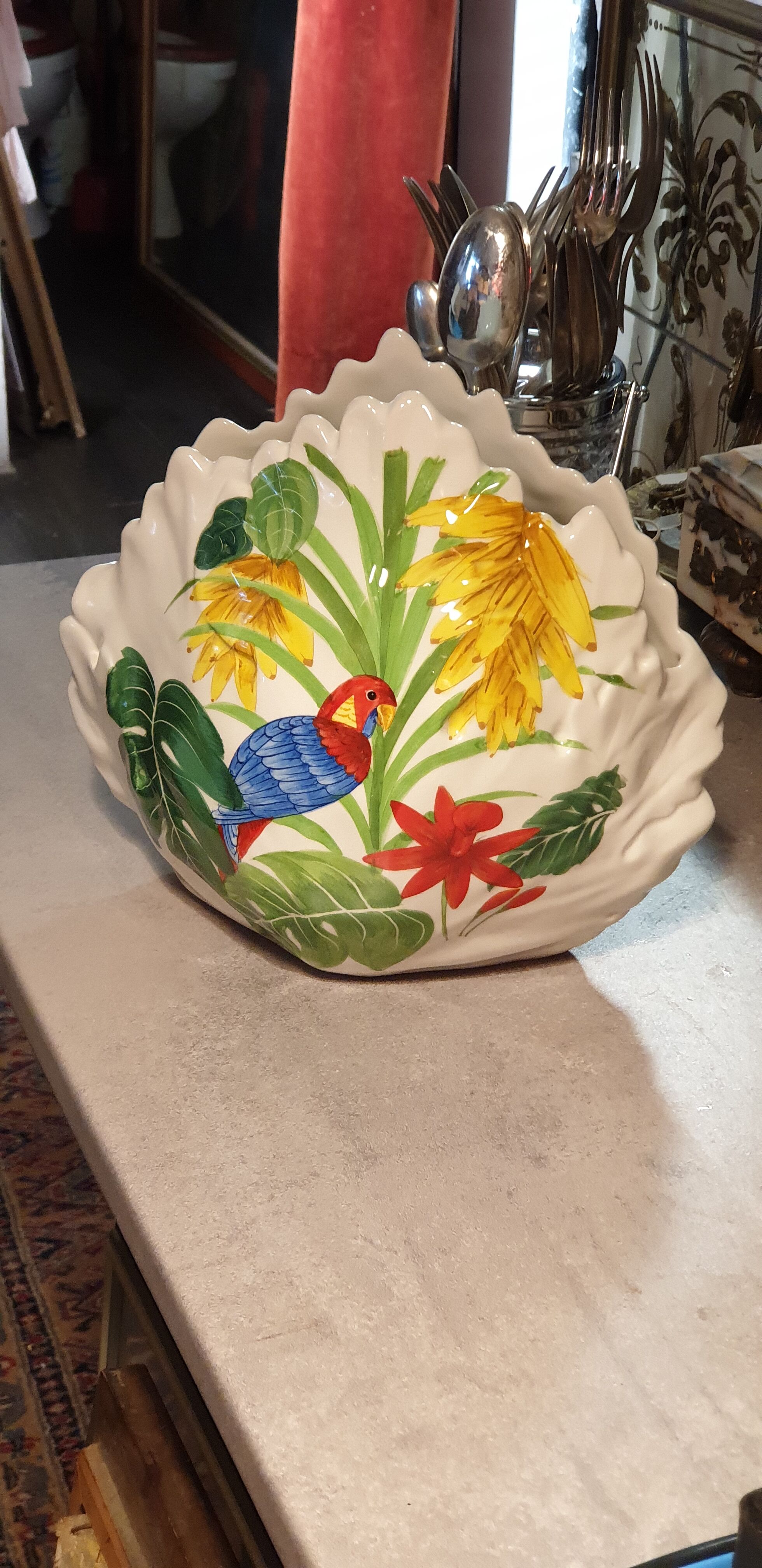Parrot vase