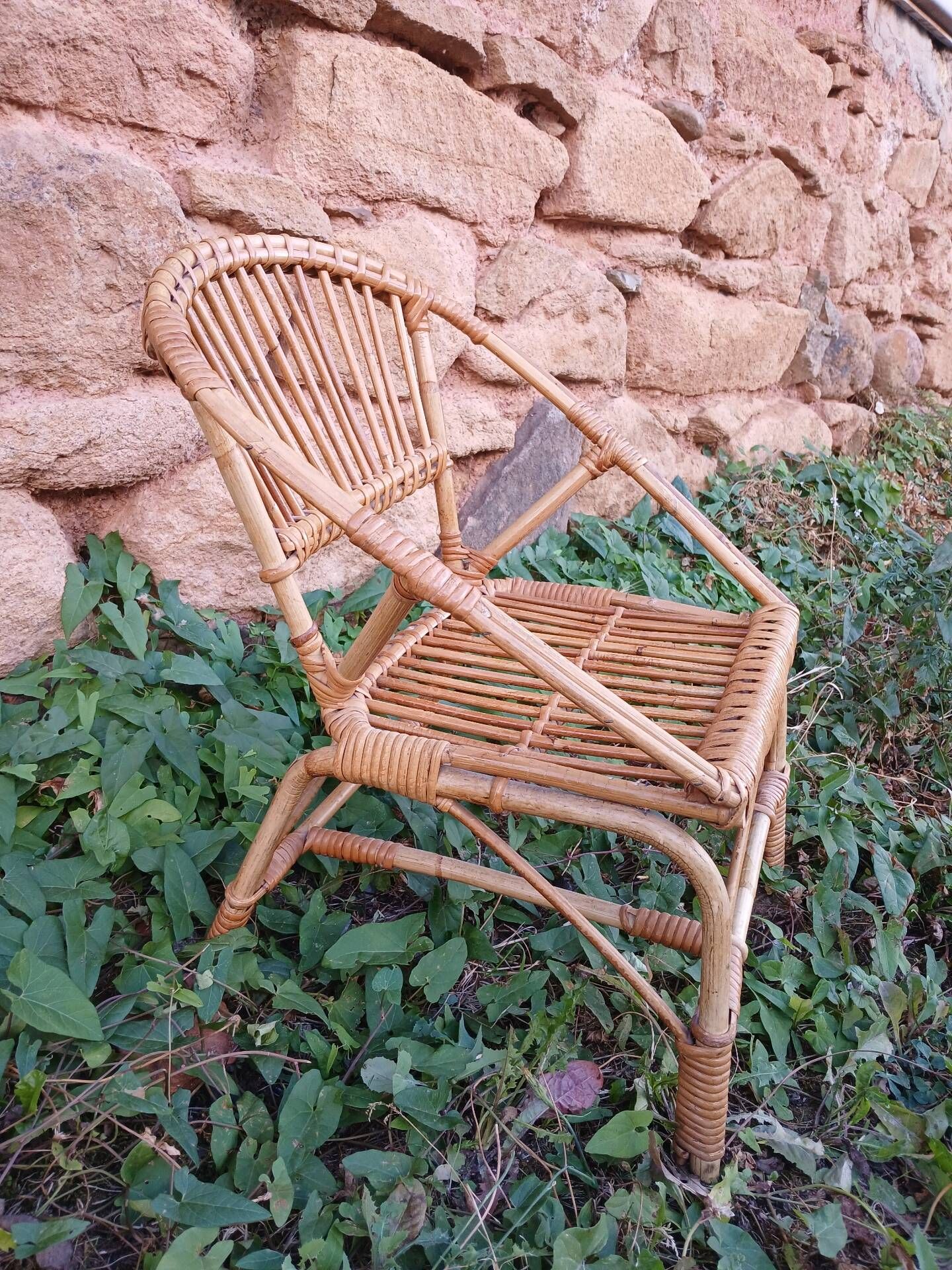 Petit fauteuil enfant en osier 