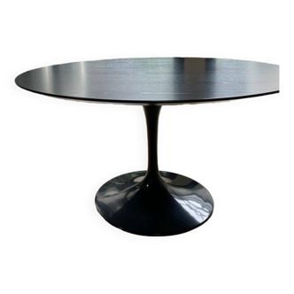 Saarinen table - 137 cm - Edition Knoll