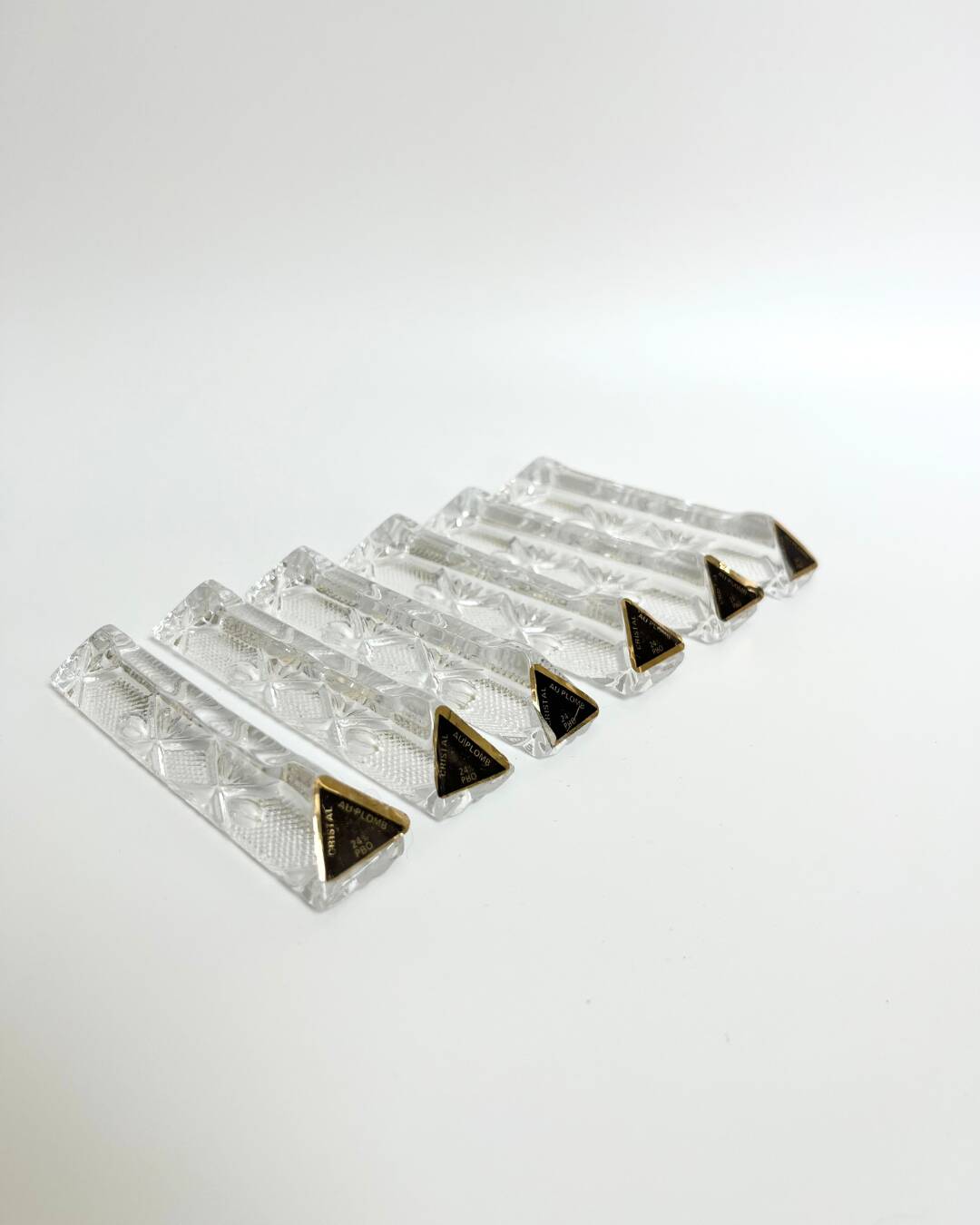 Set of 6 vintage crystal knife rests 24% lead – pyramid design