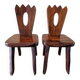 Olavi Hanninen (1920-1992) - Paire de chaises en orme teinté - Modèle King
