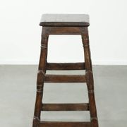 Tabouret en chêne anglais ancien / tabouret à joints du XVIIIe siècle