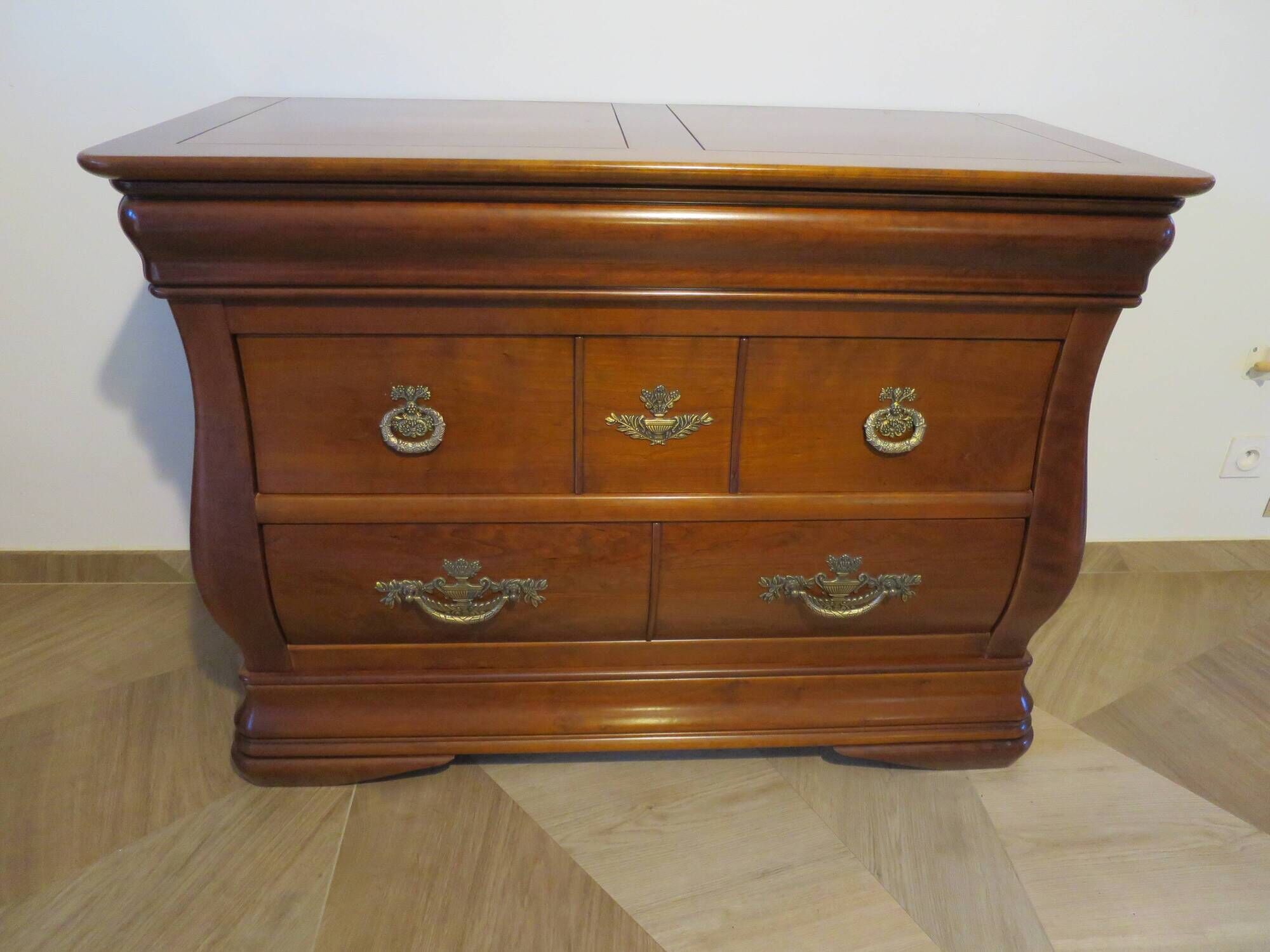 Rare - Pretty English chest of drawers - 3 drawers - solid wood "tomb" chest of drawers - Sourisseau cabinetmaker