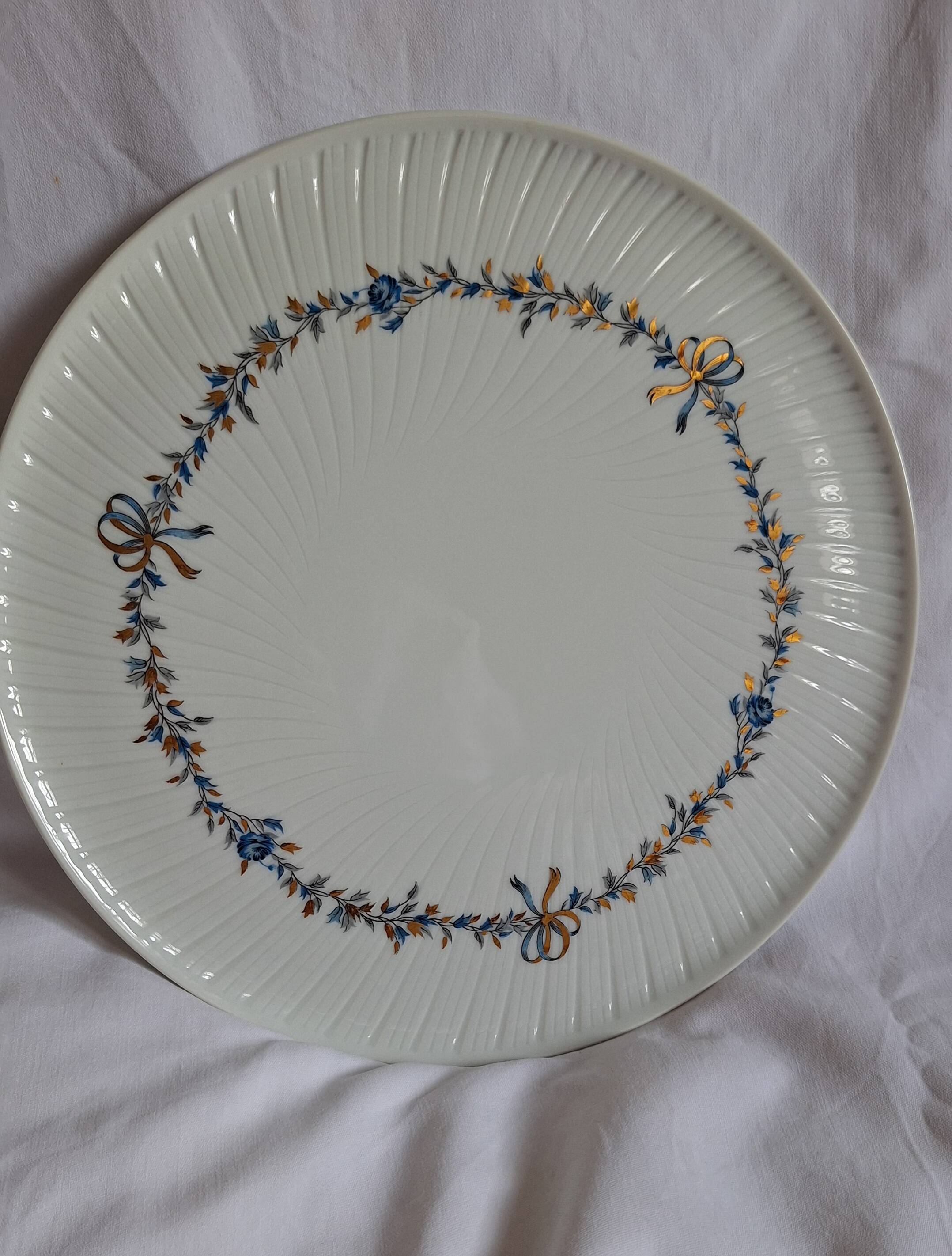 Vintage porcelain presentation plate