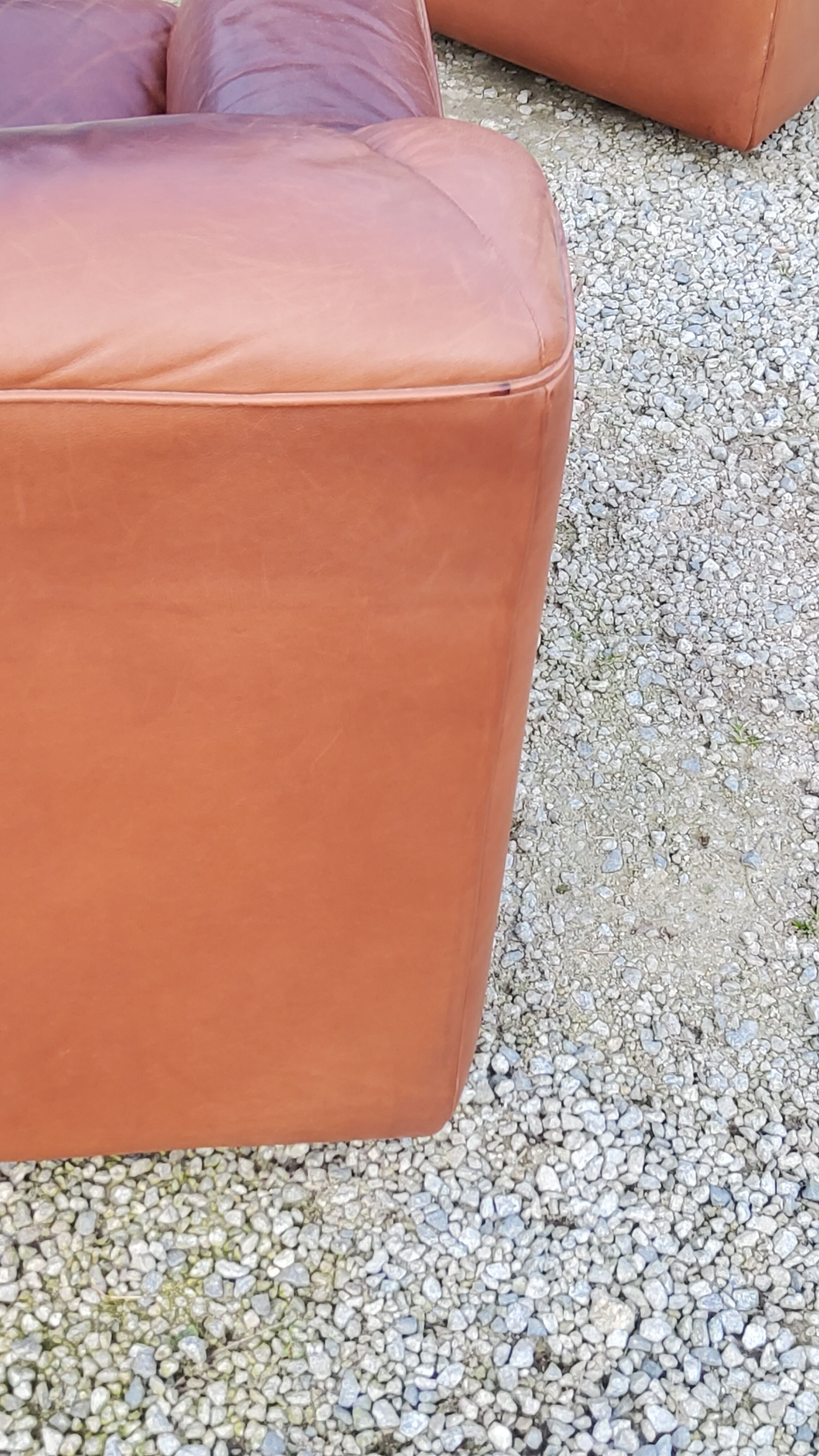 Pair of armchairs and De Sede sofa in cognac leather from the 70s/80s