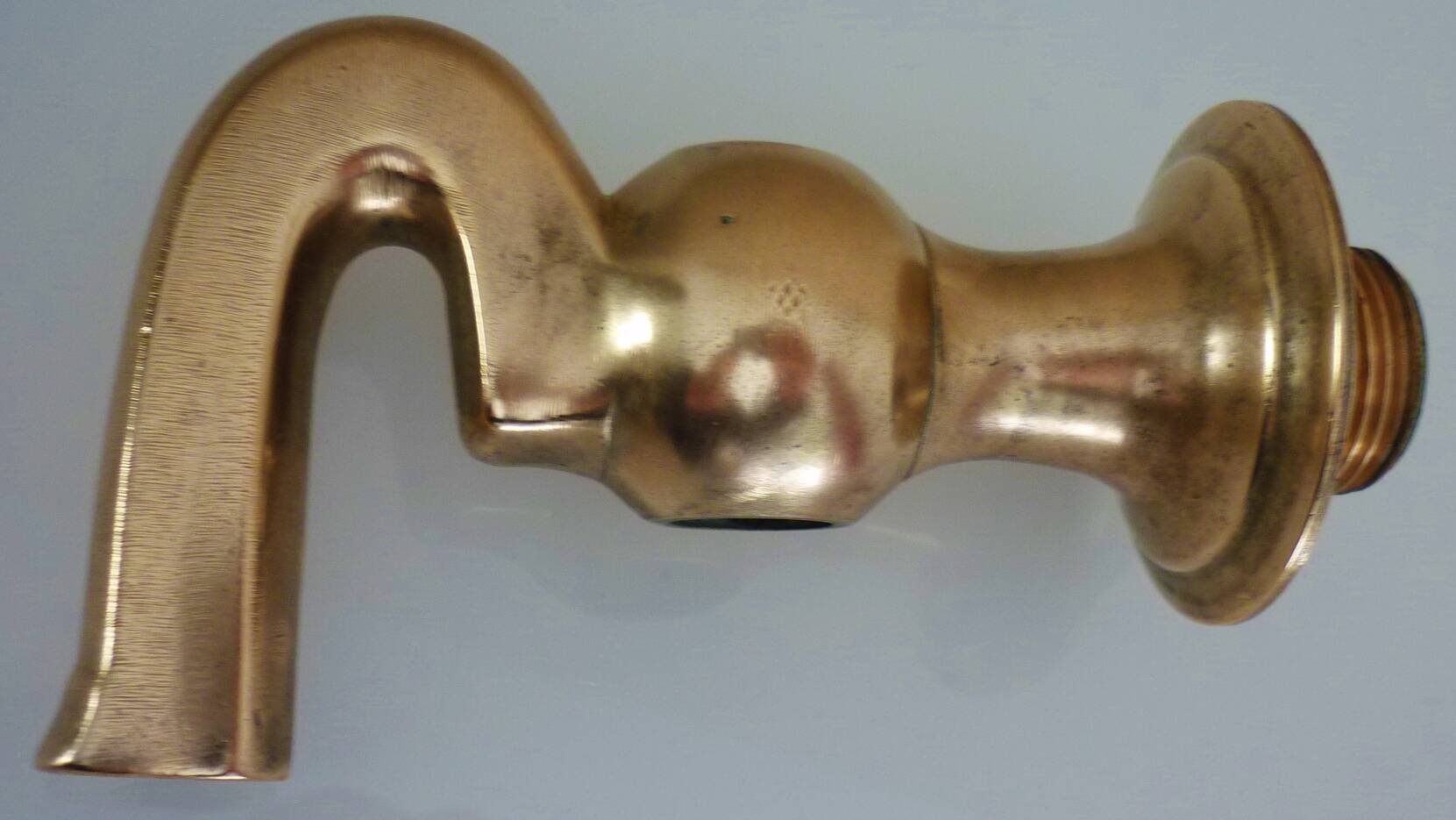 Old fountain tap for garden in brass, 4 parts