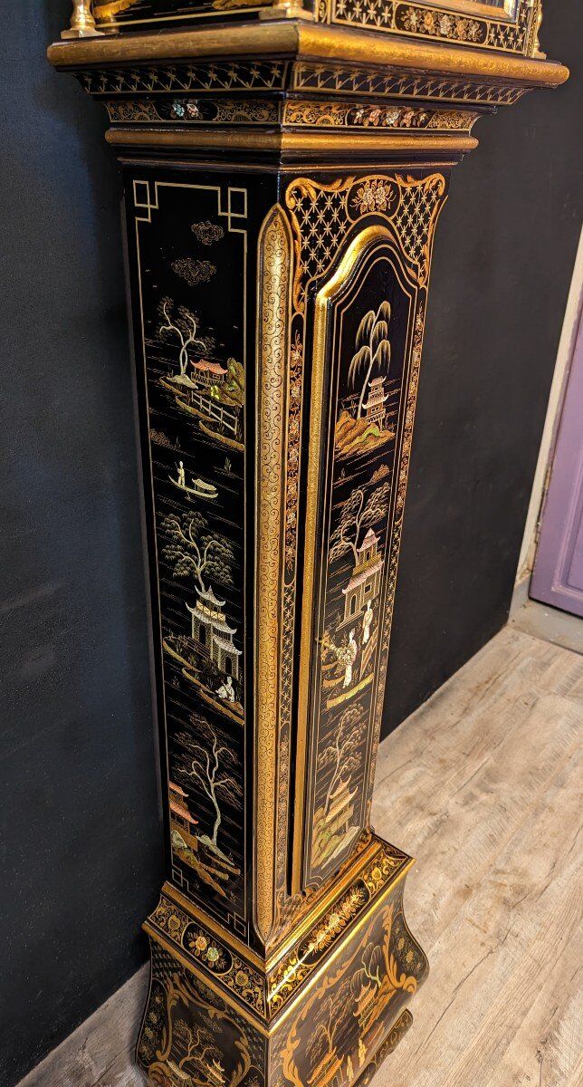 Comtoise clock of asian parquet