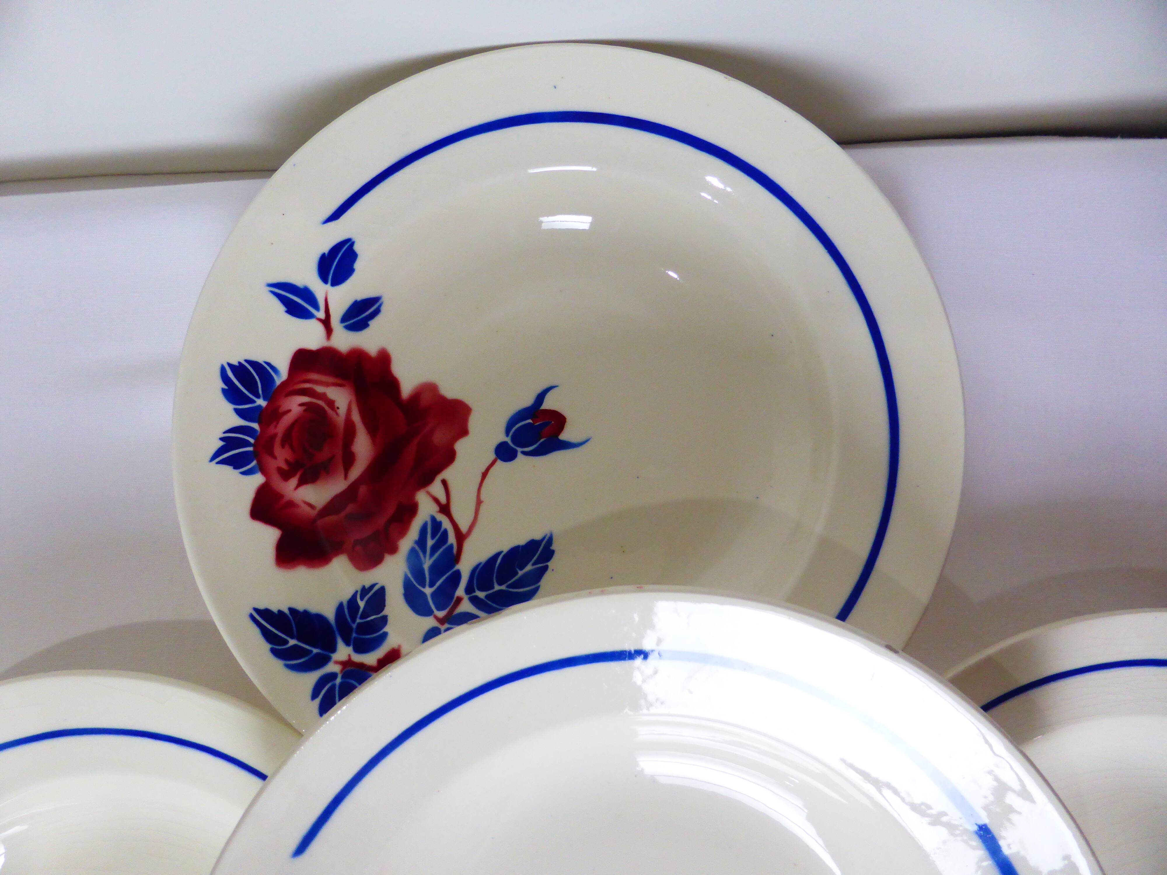 4 vintage deep plates from K&G Luneville model Chantal 220516