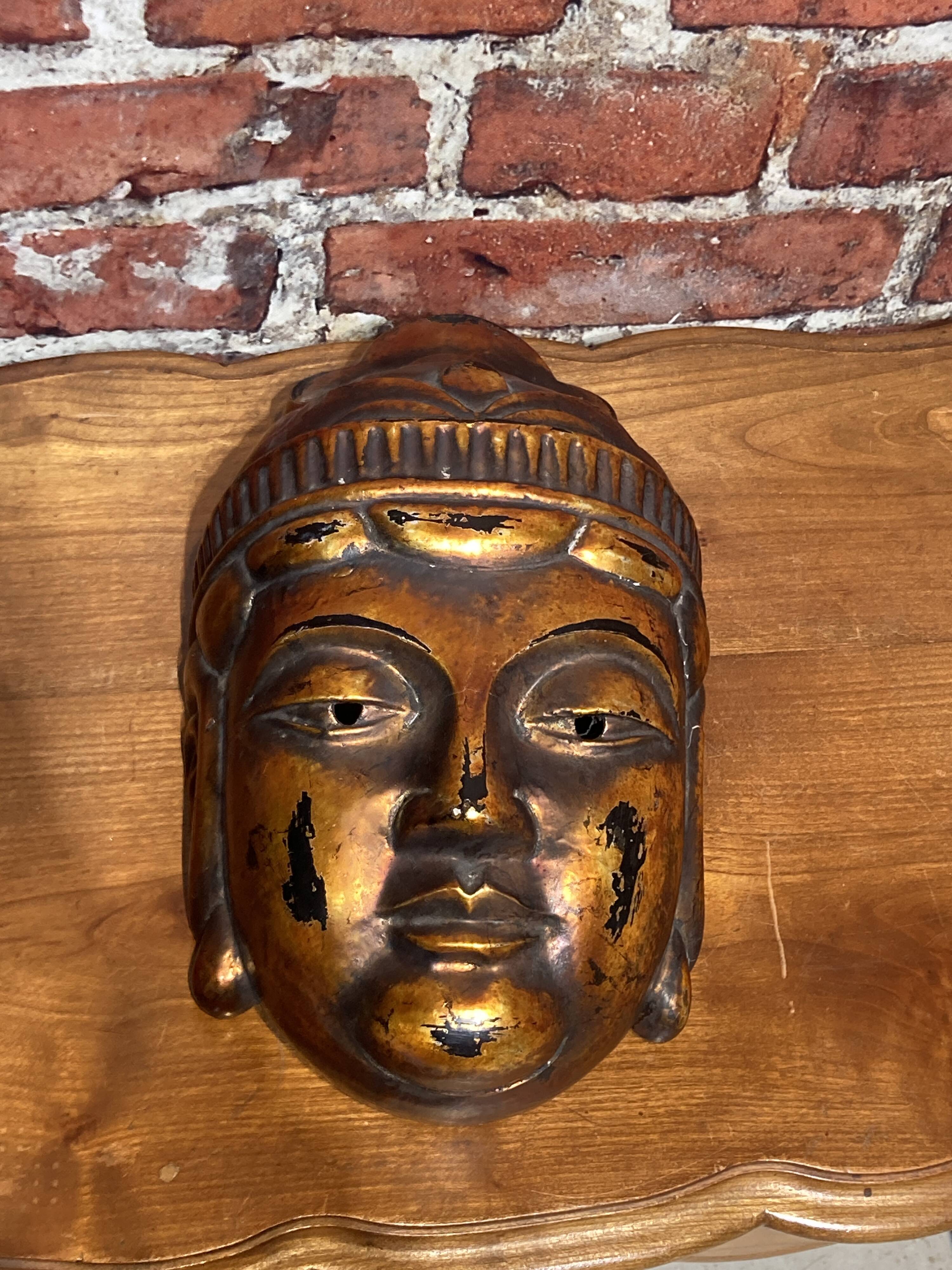 Wooden wall mask